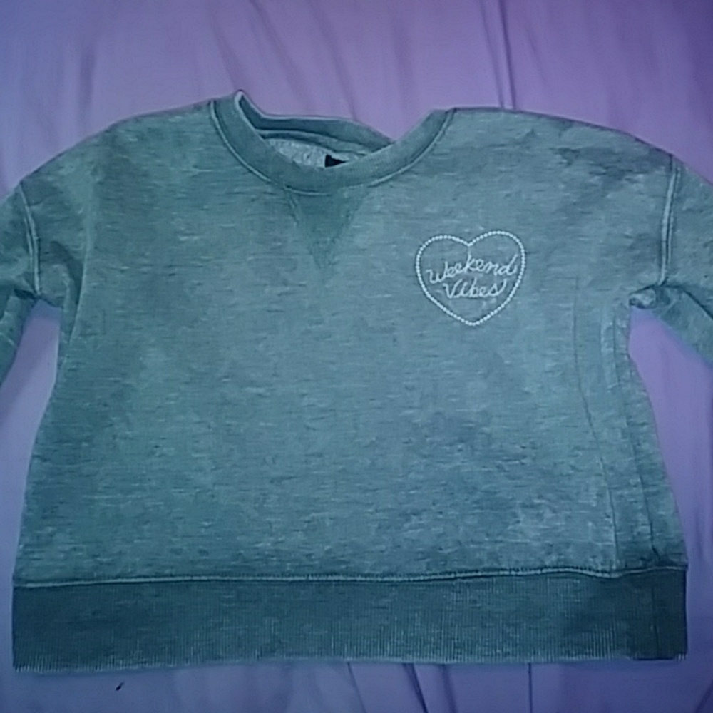 long sleeve crop top